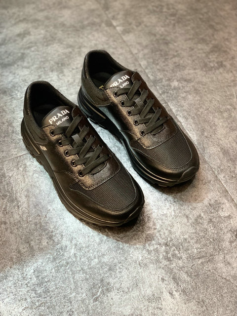 men prada shoes-044